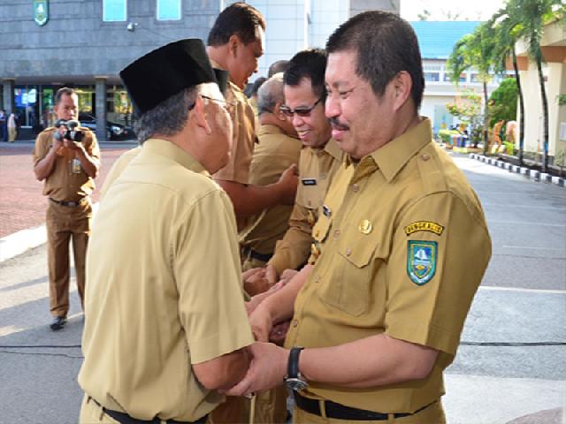 Plt Sekda Ingatkan Staf Tingkatkan Disiplin