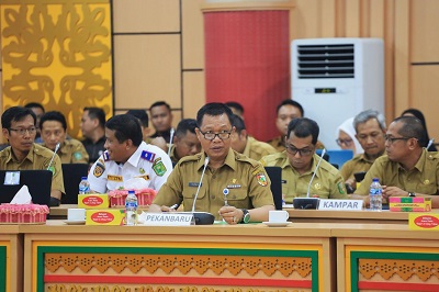 Pemko Pekanbaru Usulkan Pemindahan Bandara dan Danau di Rapat RTRW