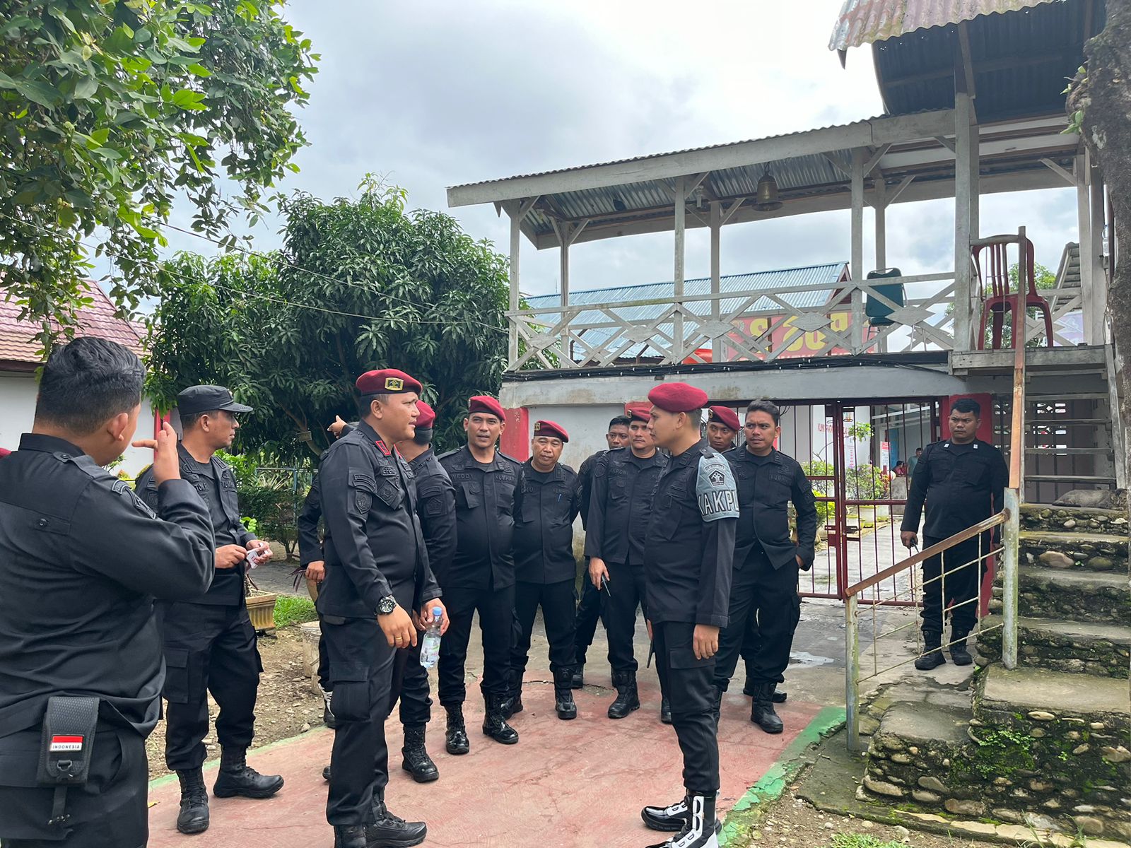 Jabat Kalapas IIB Pasirpengaraian, Efendi Geledah Kamar Hunian