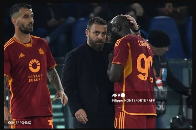 De Rossi Mendadak Dipecat, AS Roma Tunjuk Ivan Juric