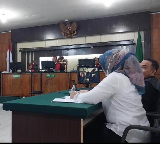 Mantan Kepala BPKAD Meranti Fitria Ningsih Dituntut 4,4 Tahun Penjara