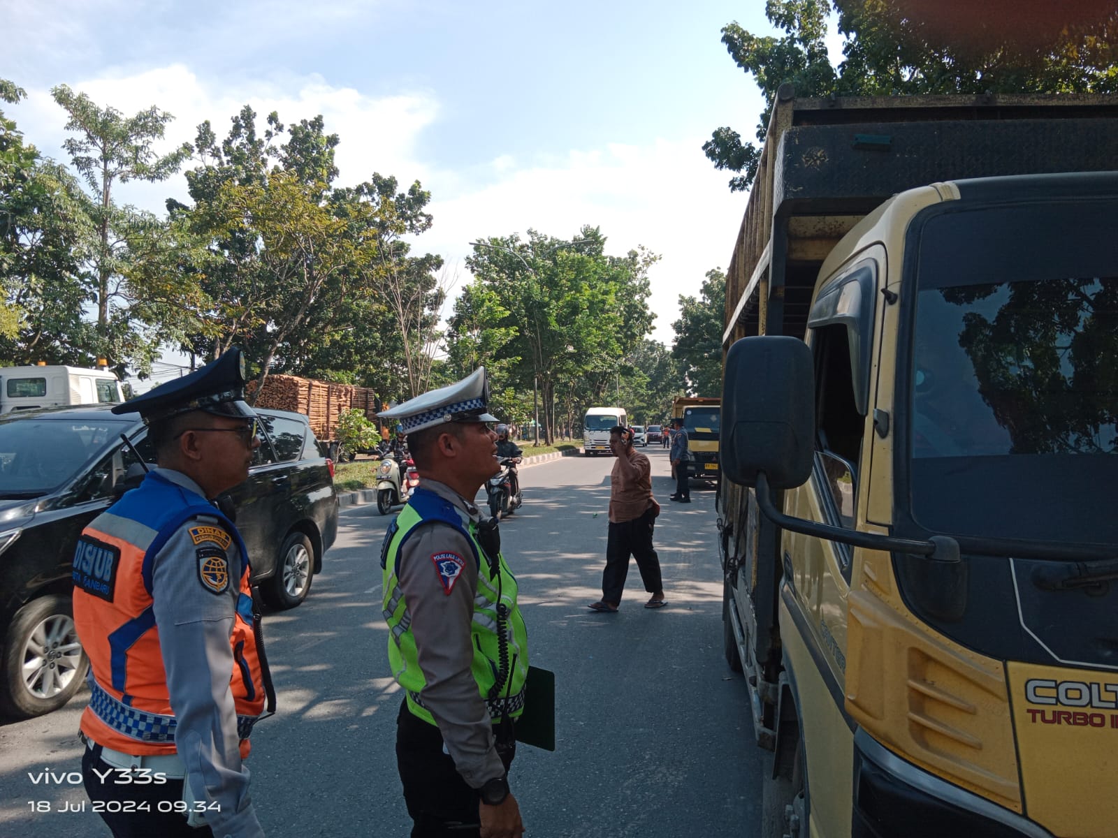 Razia Truk ODOL, Puluhan Kendaraan Terjaring di Pekanbaru