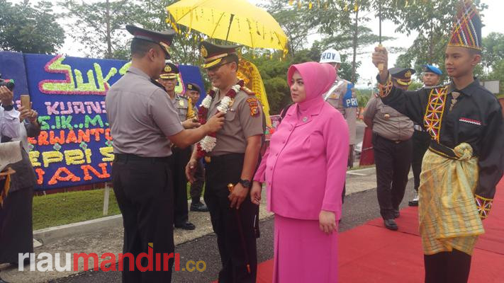 AKBP Hengky Poerwanto Resmi Pimpin Polres Kuansing