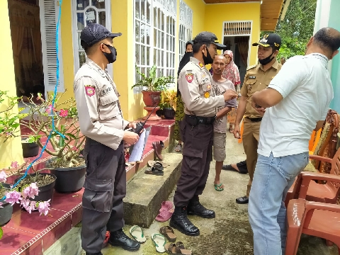 Tanah Datar Sumbar Gempar, Pensiunan ASN Ditemukan Tewas Gantung Diri di Garasi Mobil