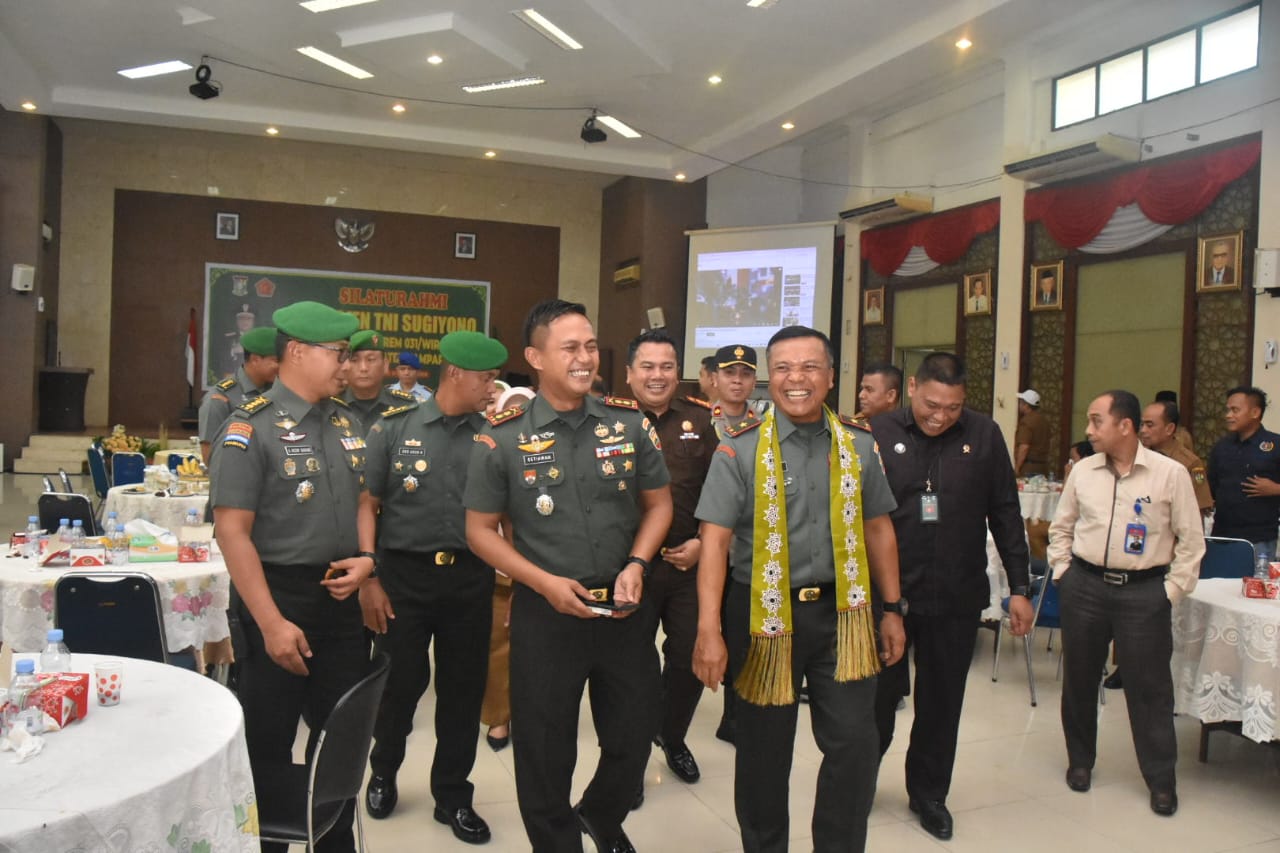 Danrem O31/Wira Bima Brigjen TNI Sugiyono Kunker ke Kodim 0313/KPR