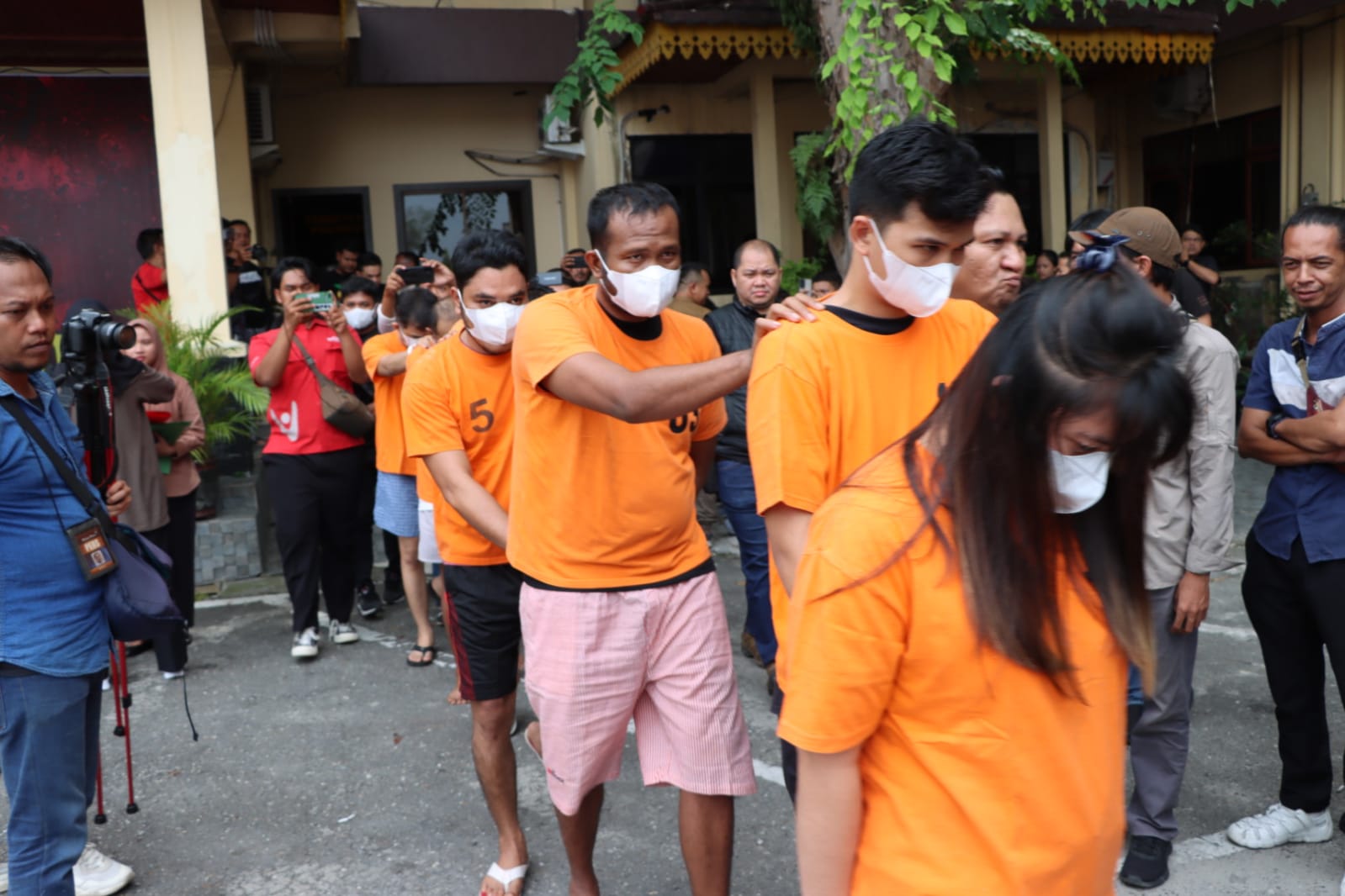 Bandar Narkoba Ditangkap Saat Tunangan di Pekanbaru