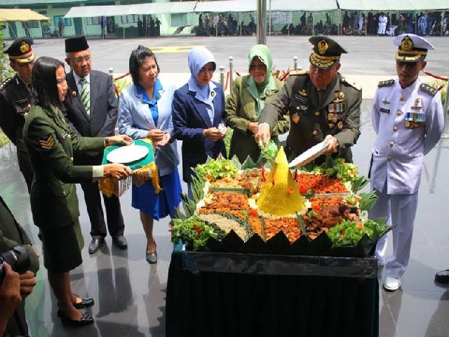 Riau Tanpa Asap Jadi Kado HUT TNI ke-71