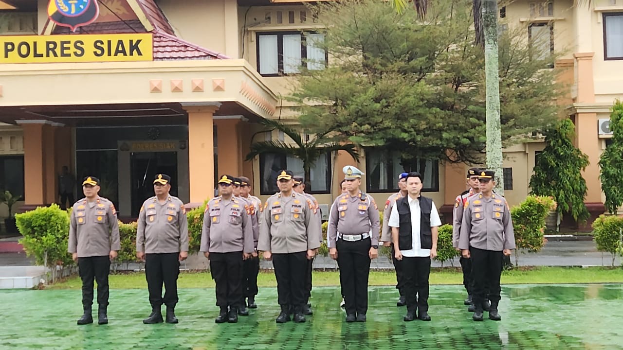 Apel Perdana, Kapolres Siak AKBP Eka Tekankan Nilai Bersih untuk Layanan Prima