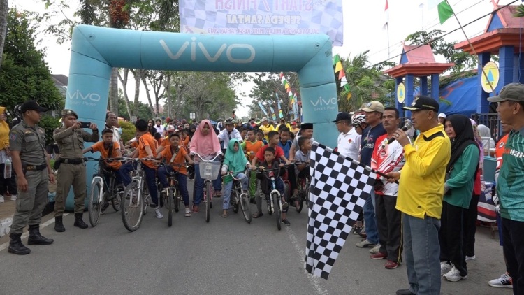 Masih Milad Ke-54 Inhil, Wakil Bupati Lepas Peserta Funbike