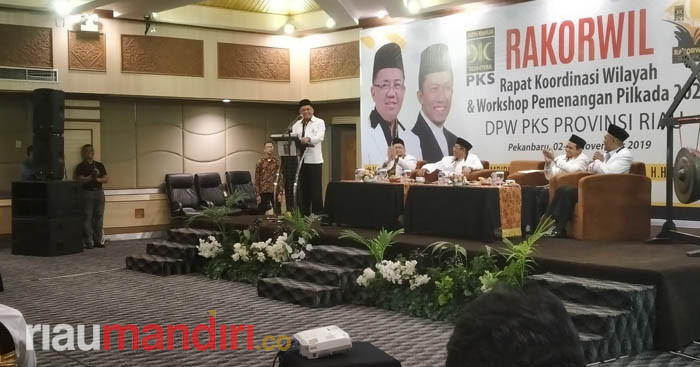 Sohibul Iman Ceritakan Pertemuannya dengan Prabowo Sehari Sebelum Pelantikan 