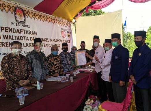 Pendaftaran Dibuka 3 Hari, Paslon PAS Daftar Perdana di KPU Dumai