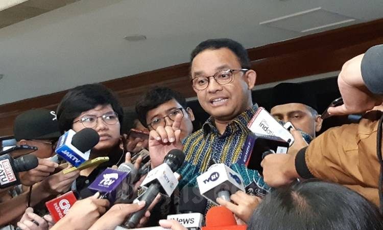 Respons Anies Saat Ditanya Soal Penyetopan Operasi Bus AKAP Dibatalkan Luhut