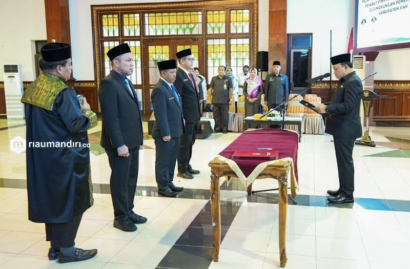 Wabup Siak Lantik Tiga Pejabat Tinggi Pratama