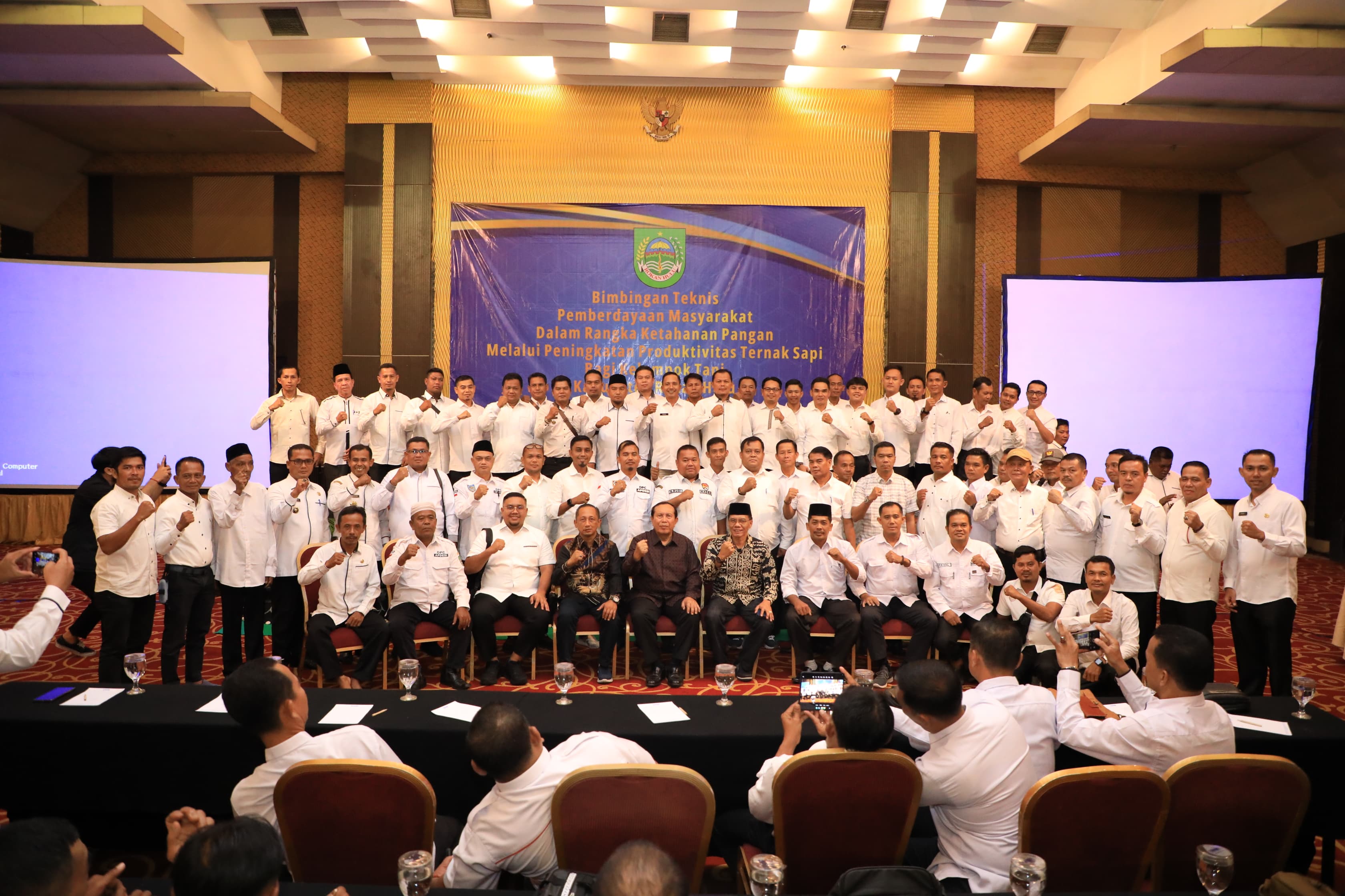 Pemkab Rohul Beri Pelatihan Bagi Kelompok Tani