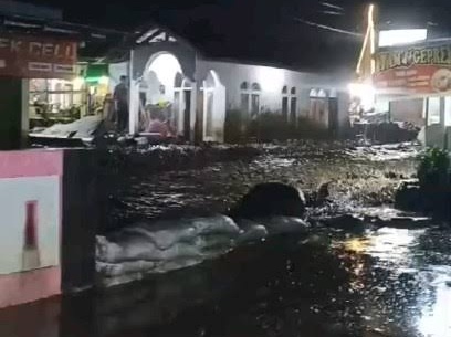 13 Korban Meninggal Dunia Akibat Lahar Dingin di Sumbar