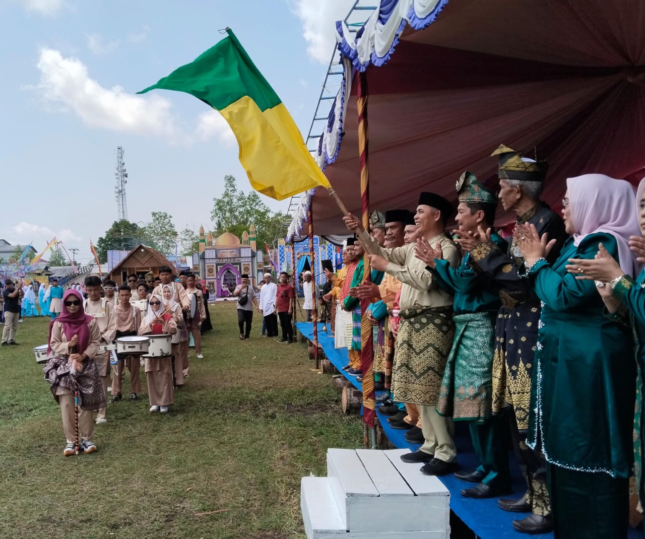 MTQ Mandah ke-54 Dibuka, Pj Bupati Herman Lepas Pawai dan Bazar