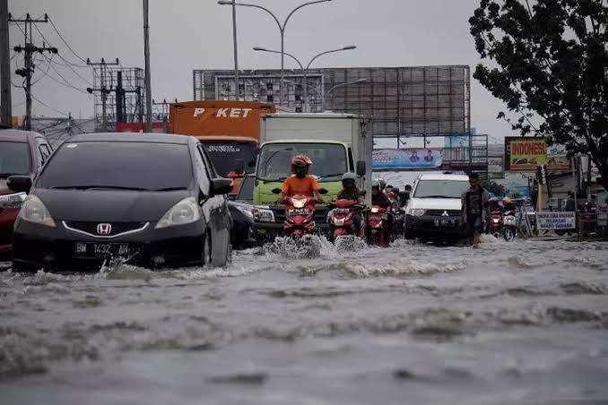 Banjir Pekanbaru, Pengamat Sebut Pejabat Mental Bloking