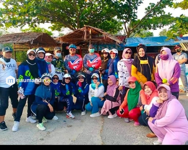 Bersama Kapolres Siak, Alfedri Gowes Keliling Kota Perawang