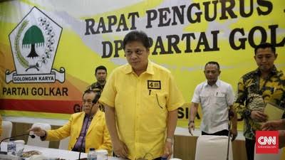 Airlangga Nyatakan Mundur dari Ketum Golkar