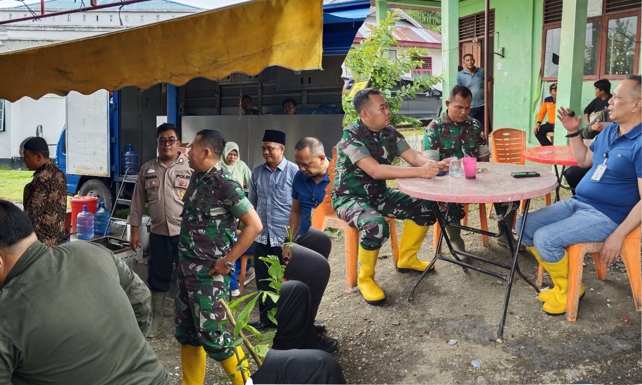 Dandim 0322/Siak Tinjau Banjir di Kampung Benteng Hilir